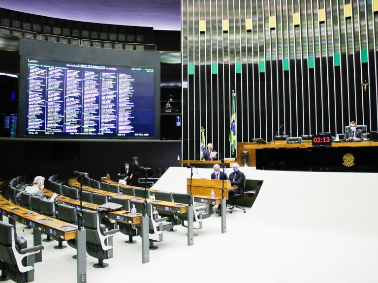 MP do programa Auxílio Brasil pode ser votada em Plenário nesta quinta-feira