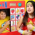 A nova máquina de vendas gigante da Maria Clara e JP - Vending Machine for kids 3 A nova máquina de vendas gigante da Maria Clara e JP - Vending Machine for kids 3
